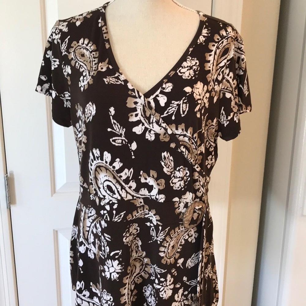 Style Brown V Neck top. Worn once